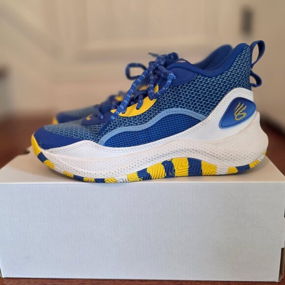 UNDER ARMOUR - CURRY 3Z 24 - GS SIZE 6.5 - Picture 2 of 7